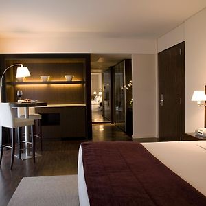 Corner Room